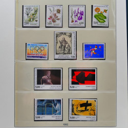 Collection timbres de France 1989-1997 neuf** complet en album.