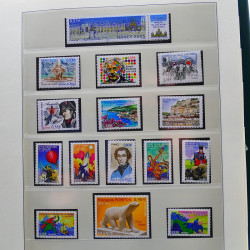 Collection timbres de France 1998-2005 neuf** complet en album.