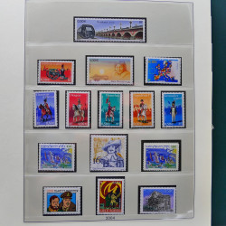 Collection timbres de France 1998-2005 neuf** complet en album.