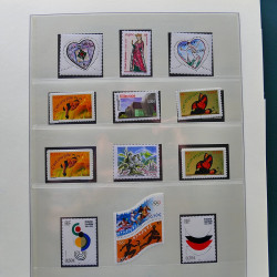 Collection timbres de France 1998-2005 neuf** complet en album.