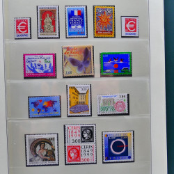 Collection timbres de France 1998-2005 neuf** complet en album.