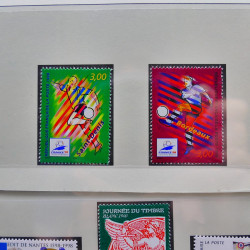 Collection timbres de France 1998-2005 neuf** complet en album.