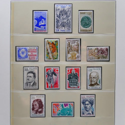 Collection timbres de France 1967-1981 neuf** en album.