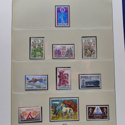 Collection timbres de France 1967-1981 neuf** en album.