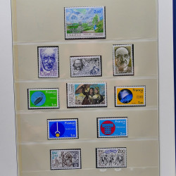 Collection timbres de France 1967-1981 neuf** en album.