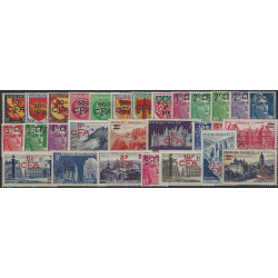 La Réunion surcharge CFA timbres N°281-306 série neuf**.