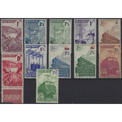 Colis postaux de France lot de 11 timbres neufs 1944-1945.