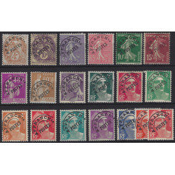 Timbres préoblitérés de France lot de 19 timbres neufs**.