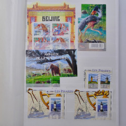 Lot massif de timbres de France et Europe neufs et oblitérés en 9 albums.
