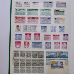 Lot massif de timbres de France et Europe neufs et oblitérés en 9 albums.