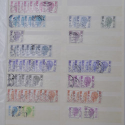 Lot massif de timbres de France et Europe neufs et oblitérés en 9 albums.