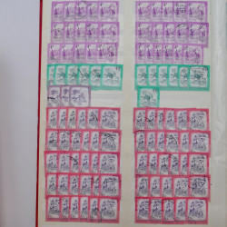 Lot massif de timbres de France et Europe neufs et oblitérés en 9 albums.