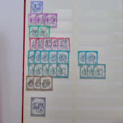 Lot massif de timbres de France et Europe neufs et oblitérés en 9 albums.