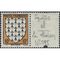 Blason de Bretagne timbre de France N°573a variété neuf**.