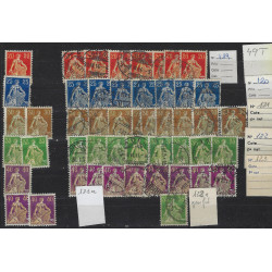 Suisse stock de timbres émis entre 1905-1910 neufs et oblitérés.