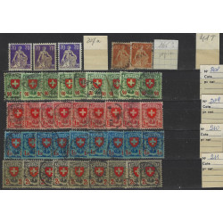 Suisse stock de timbres émis entre 1918-1948 neufs et oblitérés.