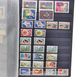 Lot de timbres de France neufs 1940-2000 en un album.