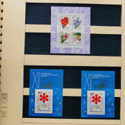 Collection de timbres et blocs de Russie 1959-1999 neufs** en 4 albums.