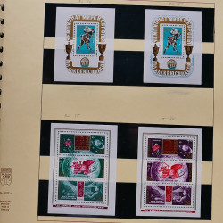 Collection de timbres et blocs de Russie 1959-1999 neufs** en 4 albums.