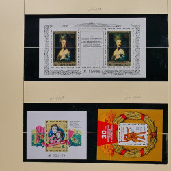 Collection de timbres et blocs de Russie 1959-1999 neufs** en 4 albums.