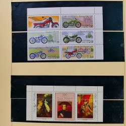 Collection de timbres et blocs de Russie 1959-1999 neufs** en 4 albums.