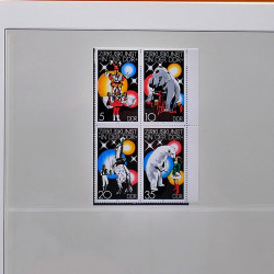 Collection timbres d'Allemagne de l'Est (DDR) 1977-1999 neufs** en 5 albums.