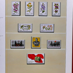 Collection timbres d'Allemagne de l'Est (DDR) 1977-1999 neufs** en 5 albums.