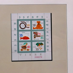 Collection timbres d'Allemagne de l'Est (DDR) 1977-1999 neufs** en 5 albums.