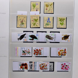 Collection timbres d'Allemagne de l'Est (DDR) 1977-1999 neufs** en 5 albums.
