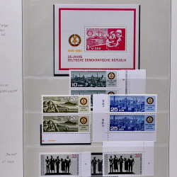 Collection timbres d'Allemagne de l'Est (DDR) 1977-1999 neufs** en 5 albums.