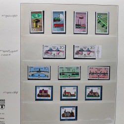 Collection timbres d'Allemagne de l'Est (DDR) 1977-1999 neufs** en 5 albums.