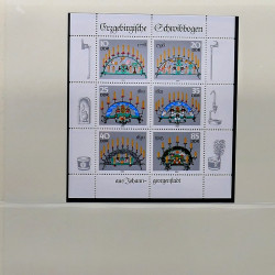 Collection timbres d'Allemagne de l'Est (DDR) 1977-1999 neufs** en 5 albums.