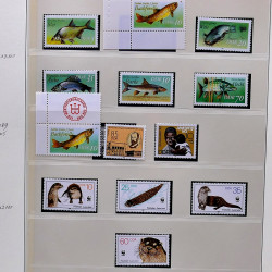 Collection timbres d'Allemagne de l'Est (DDR) 1977-1999 neufs** en 5 albums.