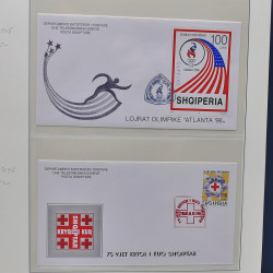 Collection enveloppes premier jour (FDC) d'Albanie 1986-1999 en 3 albums.