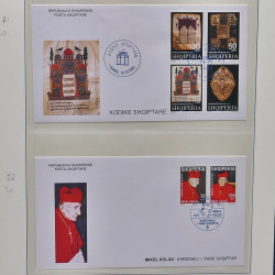 Collection enveloppes premier jour (FDC) d'Albanie 1986-1999 en 3 albums.