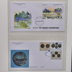 Collection enveloppes premier jour (FDC) d'Albanie 1986-1999 en 3 albums.