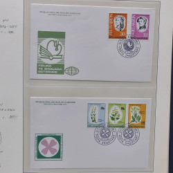 Collection enveloppes premier jour (FDC) d'Albanie 1986-1999 en 3 albums.