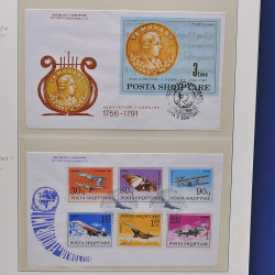 Collection enveloppes premier jour (FDC) d'Albanie 1986-1999 en 3 albums.