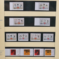 Collection timbres d'Albanie neufs** en double 1982-1999 en 4 albums.