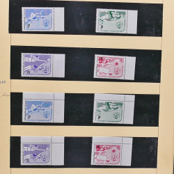 Collection timbres d'Albanie neufs** en double 1982-1999 en 4 albums.