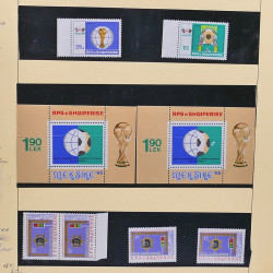 Collection timbres d'Albanie neufs** en double 1982-1999 en 4 albums.