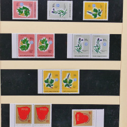 Collection timbres d'Albanie neufs** en double 1982-1999 en 4 albums.