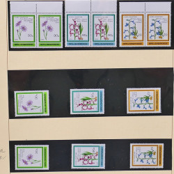 Collection timbres d'Albanie neufs** en double 1982-1999 en 4 albums.