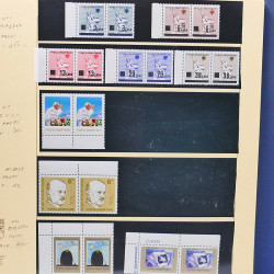 Collection timbres d'Albanie neufs** en double 1982-1999 en 4 albums.