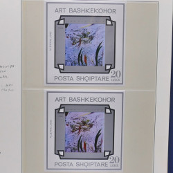Collection timbres d'Albanie neufs** en double 1982-1999 en 4 albums.
