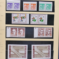 Collection timbres d'Albanie neufs** en double 1982-1999 en 4 albums.