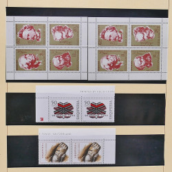 Collection timbres d'Albanie neufs** en double 1982-1999 en 4 albums.