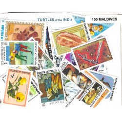 Maldives 100 timbres de collection tous différents.