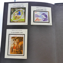 Lot massif de timbres de France oblitérés en 12 albums.