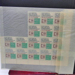 Lot massif de timbres de France oblitérés en 12 albums.